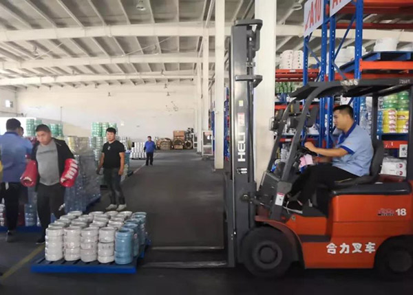 蜜柚下载官网电缆公司仓库